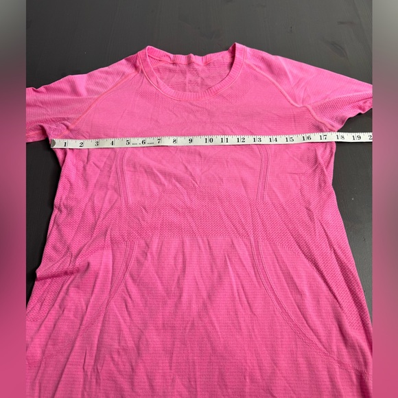 Lululemon Swiftly Tech Long Sleeve - Picture 4 of 5